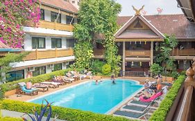 Collection O Lai Thai Guesthouse